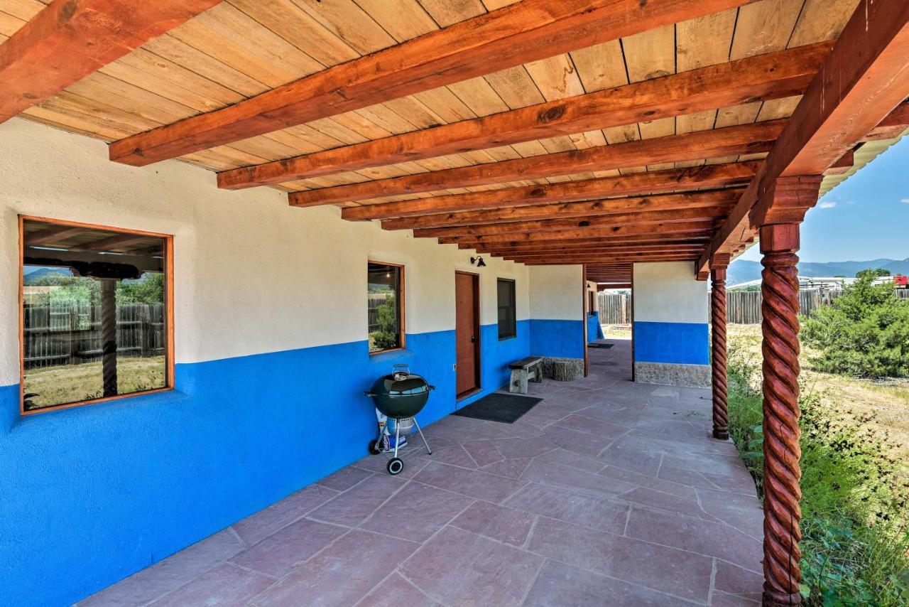 Chic Studio With Grill - 25 Mins To Taos Ski Valley! El Padro Exterior foto