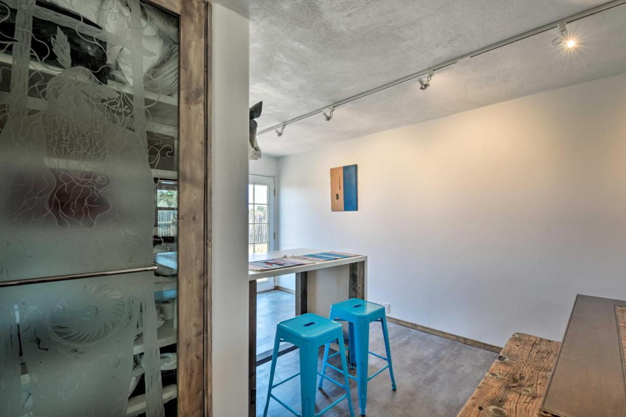 Chic Studio With Grill - 25 Mins To Taos Ski Valley! El Padro Exterior foto