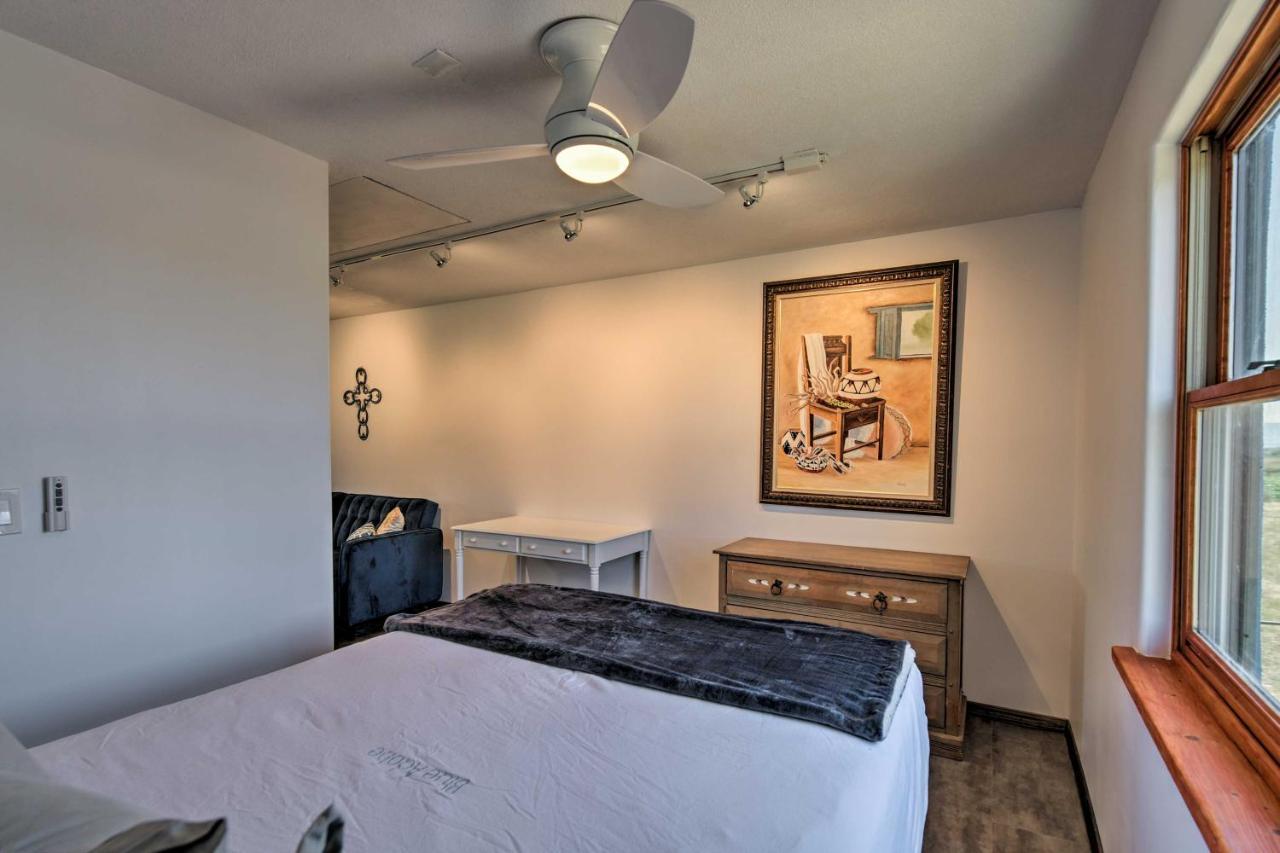 Chic Studio With Grill - 25 Mins To Taos Ski Valley! El Padro Exterior foto