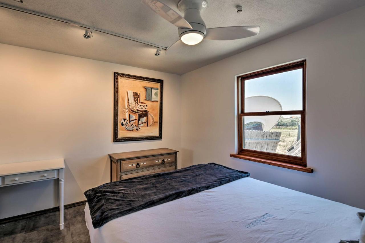 Chic Studio With Grill - 25 Mins To Taos Ski Valley! El Padro Exterior foto