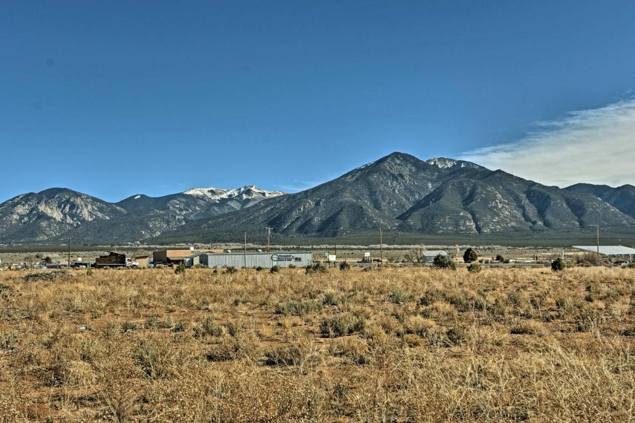 Chic Studio With Grill - 25 Mins To Taos Ski Valley! El Padro Exterior foto