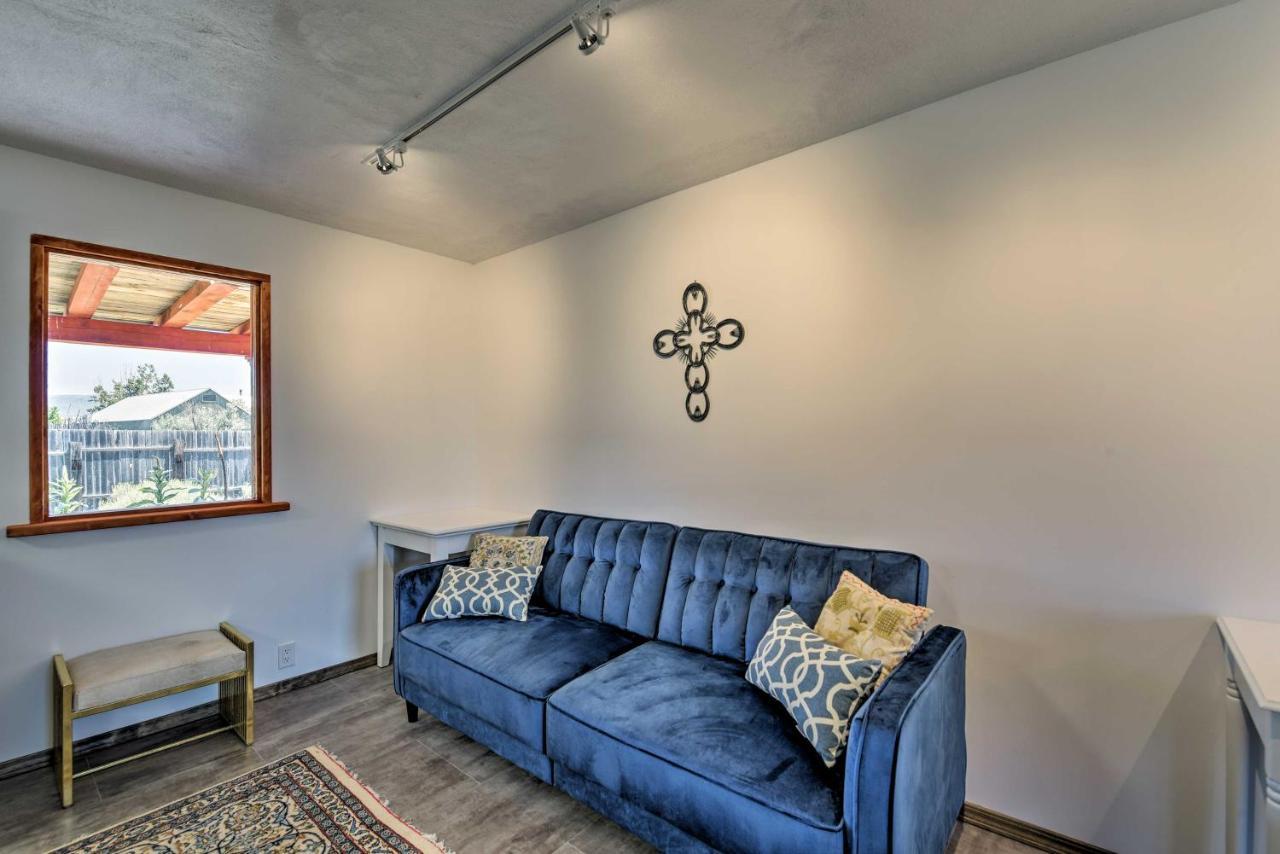 Chic Studio With Grill - 25 Mins To Taos Ski Valley! El Padro Exterior foto